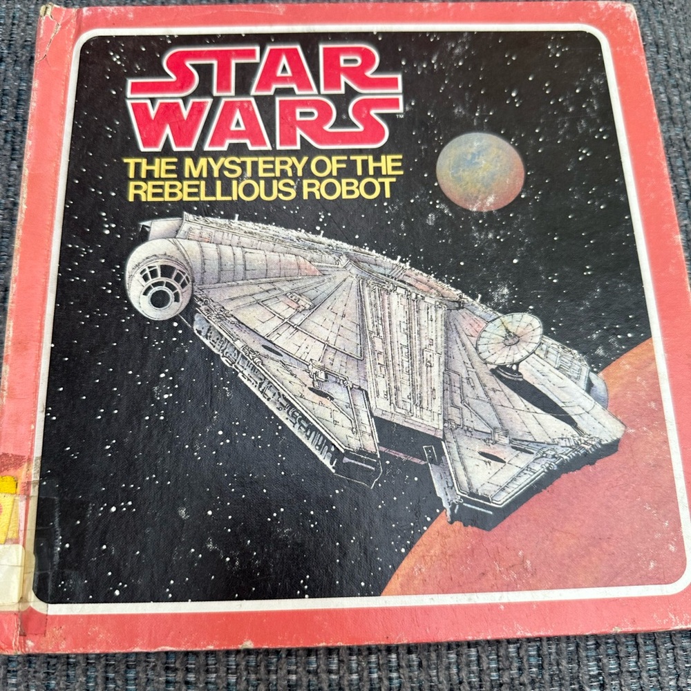 Star Wars Red Millennium Falcon Puzzle